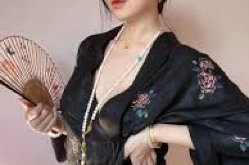 3天2晚1万元释永信再添罪状女网红爆料凌晨4点争着往他房间跑