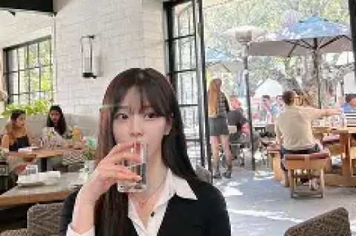 善恶有报！逼人民日报怒批、暗讽张雪峰1300万网红终为荒唐买单